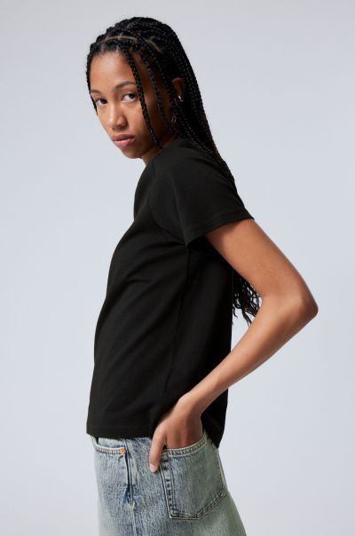 Essence Standard T-Shirt Black T-Shirts & Tops Ignite Women
