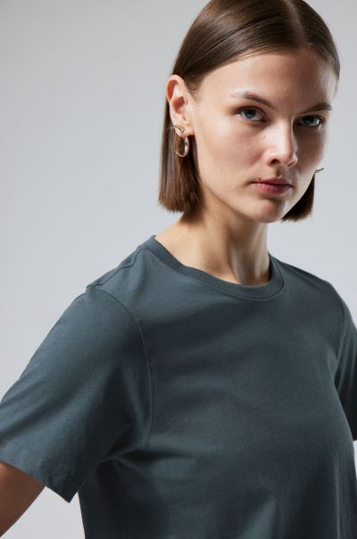 Black Essence Standard T-Shirt Reliable T-Shirts & Tops Women