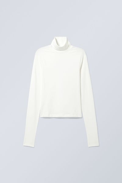 White Affordable Women Slim Fitted Turtleneck T-Shirts & Tops