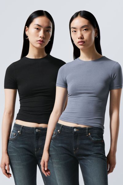 2-Pack Slim Fitted T-Shirt Women Stylish Black White Basics