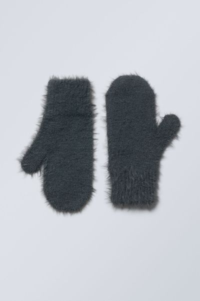 Women Trending Off-Black Winter Accessories Ella Hairy Knit Mittens