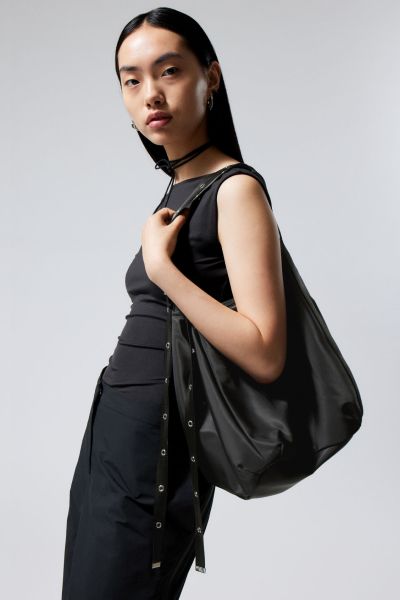 Innovative Accessories Women Eyelet Shoulder Bag Black