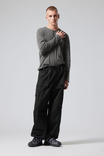 Sturdy Piper Loose Cargo Trousers Men Black Trousers