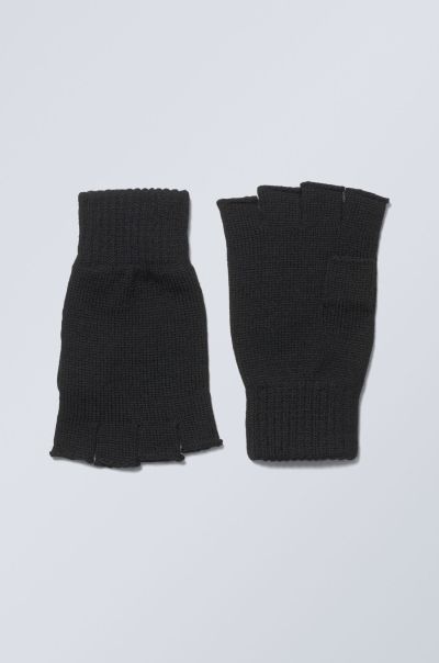 Slashed Winter Accessories Black Men Wood Gloves